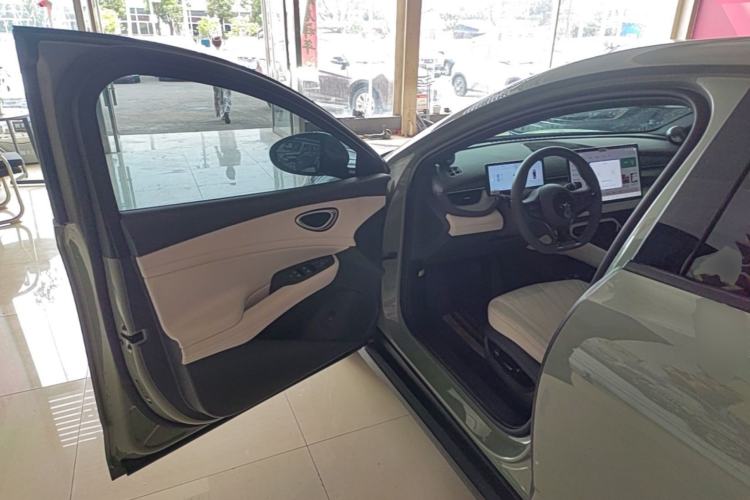 Used BYD Seal 06GT 2025 605 Heatwave Edition Driver Seat