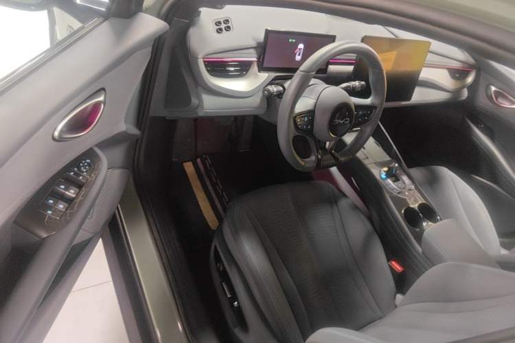 Used BYD Seal 06GT 2025 Intelligent Driving Version 605 Heatwave Edition Driver Seat