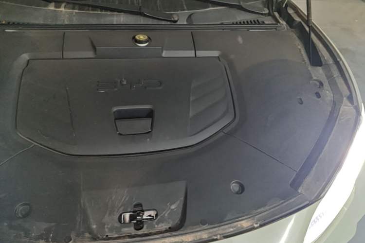 Used BYD Seal 06GT 2025 Intelligent Driving Version 605 Heatwave Edition Engine Bay Left