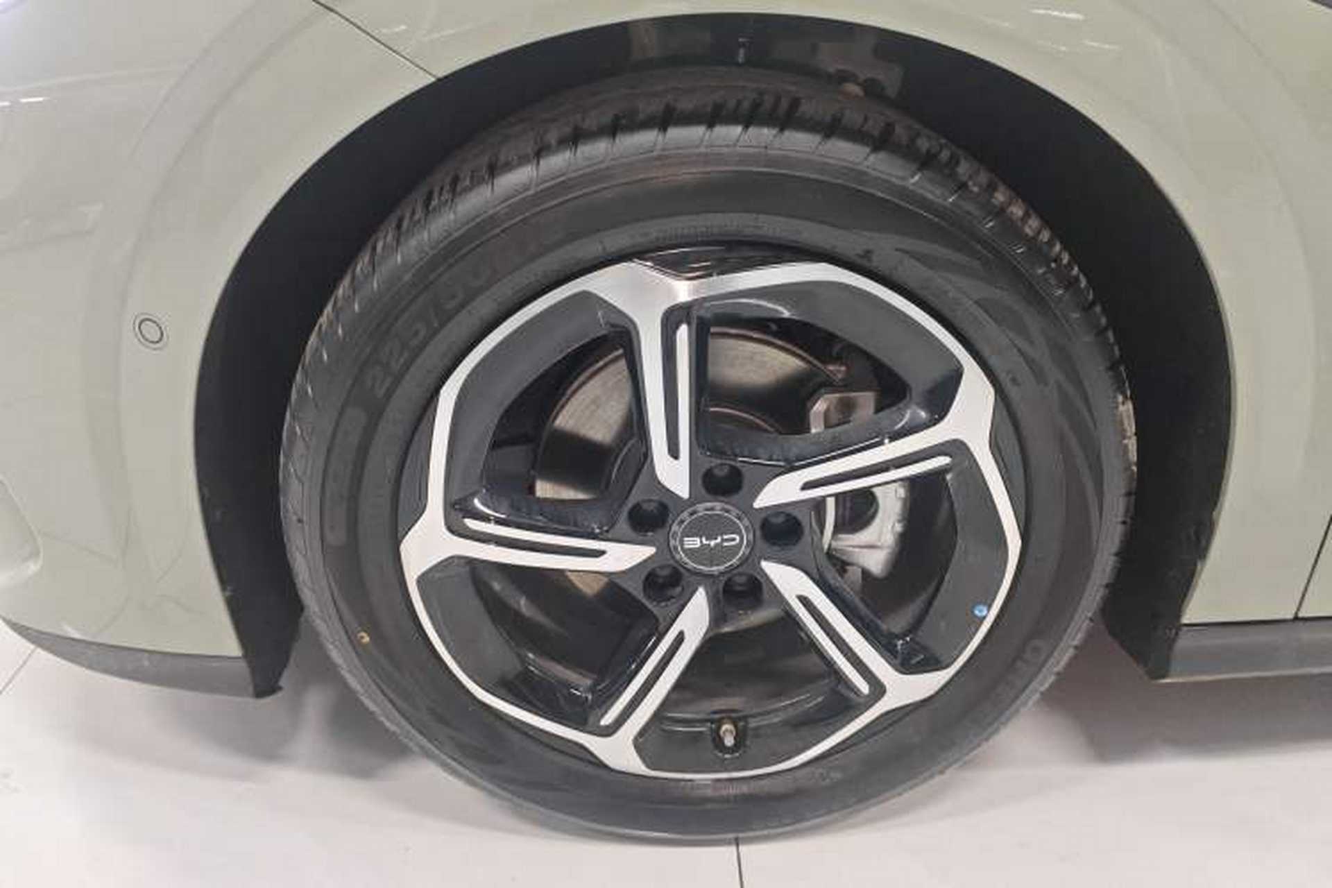 Used BYD Seal 06GT 2025 Intelligent Driving Version 605 Heatwave Edition Exterior 1