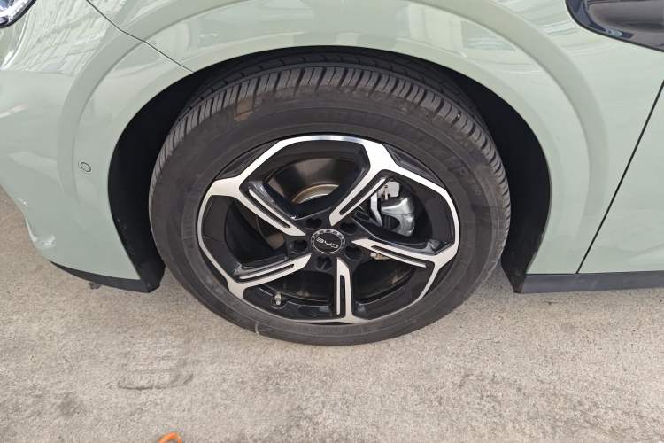 Used BYD Seal 06GT 2025 Intelligent Driving Version 605 Heatwave Edition Exterior 4