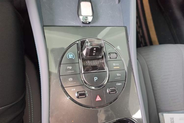 Used BYD Seal 06GT 2025 Intelligent Driving Version 505 Wave Edition Gear Lever