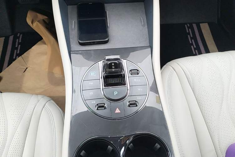 Used BYD Seal 06GT 2025 Intelligent Driving Version 605 Heatwave Edition Gear Lever