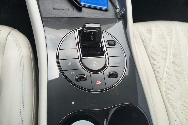 Used BYD Seal 06GT 2025 Intelligent Driving Version 505 Wave Plus Edition Gear Lever
