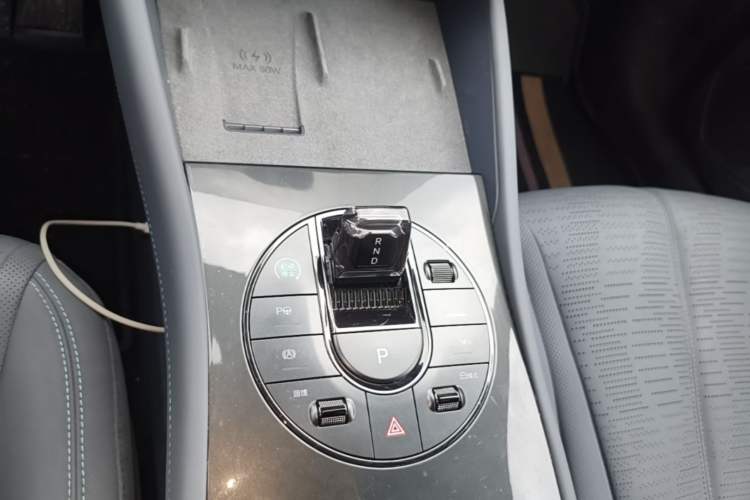 Used BYD Seal 06GT 2025 Intelligent Driving Version 605 Heatwave Edition Gear Lever