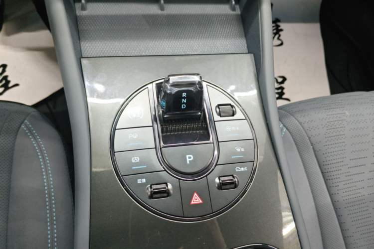 Used BYD Seal 06GT 2025 Intelligent Driving Version 505 Wave Edition Gear Lever