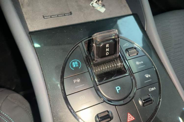 Used BYD Seal 06GT 2025 Intelligent Driving Version 605 Heatwave Edition Gear Lever