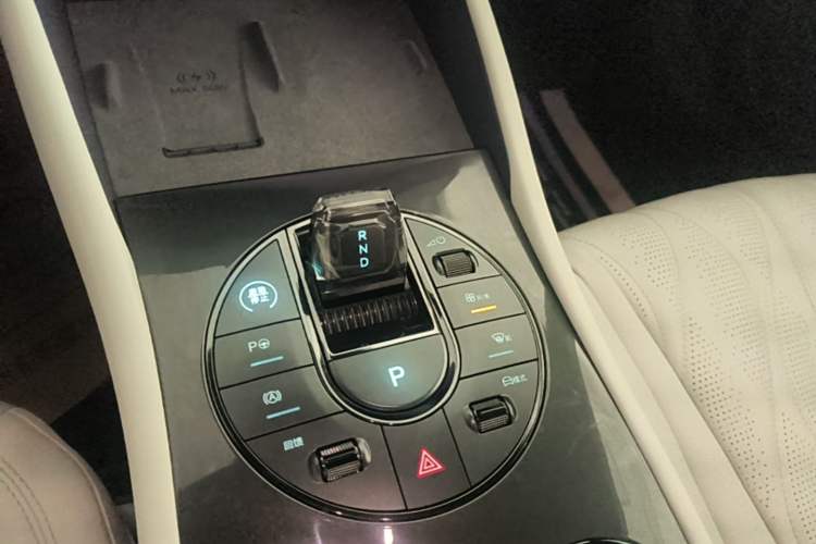 Used BYD Seal 06GT 2025 Intelligent Driving Version 605 Heatwave Edition Gear Lever