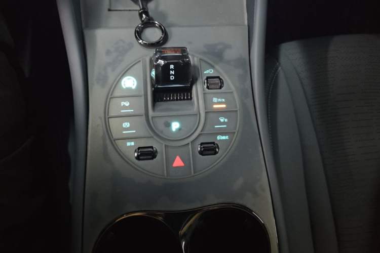 Used BYD Seal 06GT 2025 Intelligent Driving Version 605 Heatwave Edition Gear Lever