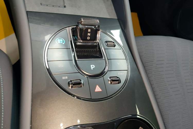 Used BYD Seal 06GT 2025 Intelligent Driving Version 605 Heatwave Edition Gear Lever