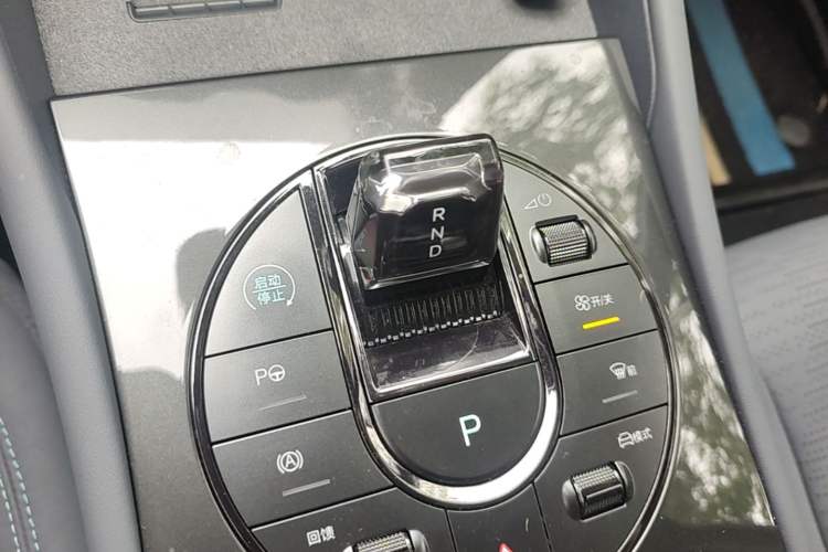Used BYD Seal 06GT 2025 Intelligent Driving Version 605 Heatwave Edition Gear Lever
