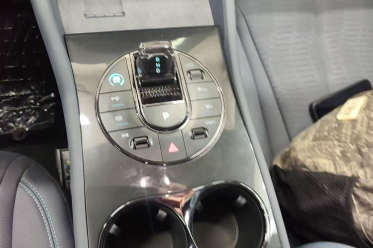 Used BYD Seal 06GT 2025 Intelligent Driving Version 605 Heatwave Edition Gear Lever