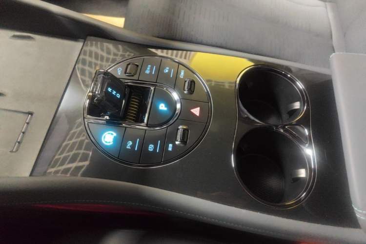 Used BYD Seal 06GT 2025 Intelligent Driving Version 605 Heatwave Edition Gear Lever