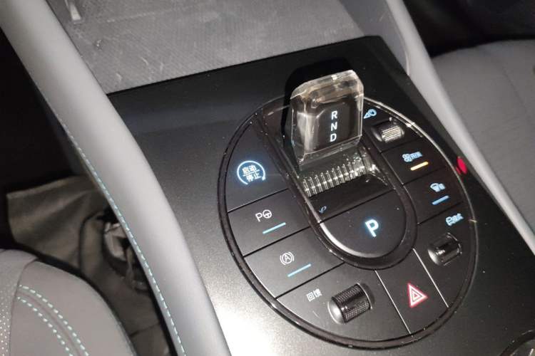 Used BYD Seal 06GT 2025 Intelligent Driving Version 505 Wave Edition Gear Lever