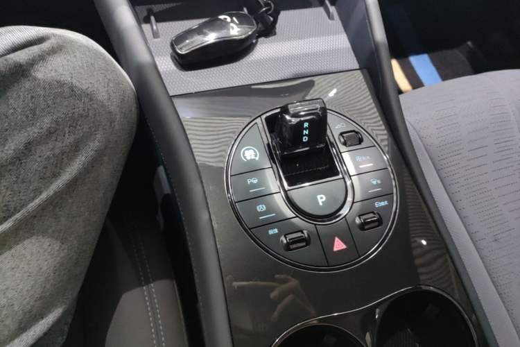 Used BYD Seal 06GT 2025 Intelligent Driving Version 505 Wave Edition Gear Lever