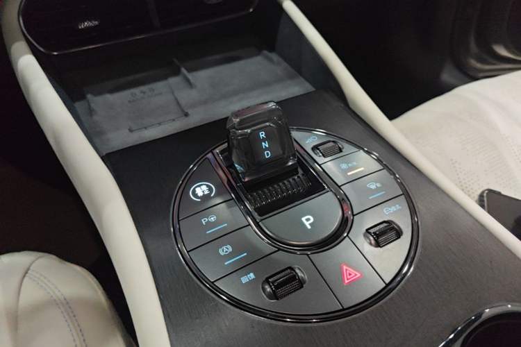 Used BYD Seal 06GT 2025 605 Heatwave Edition Gear Lever