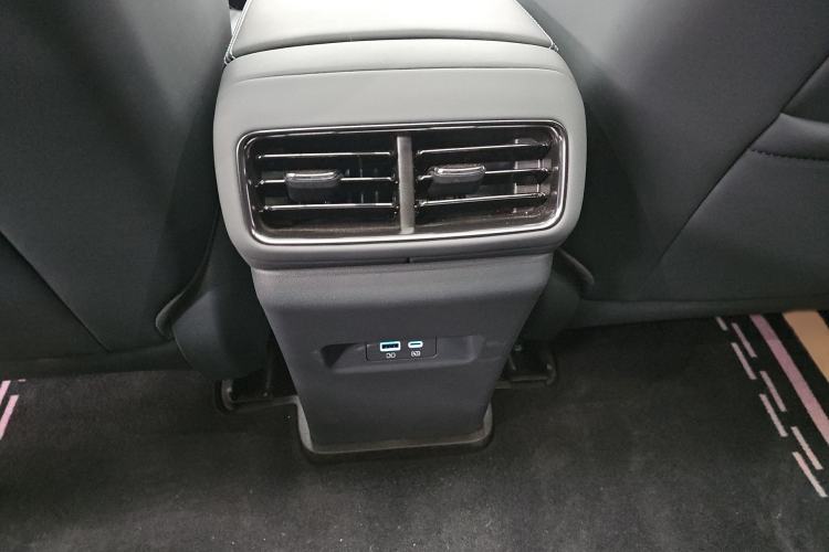 Used BYD Seal 06GT 2025 Intelligent Driving Version 550 All-Wheel Drive Heatwave Edition Interior 1