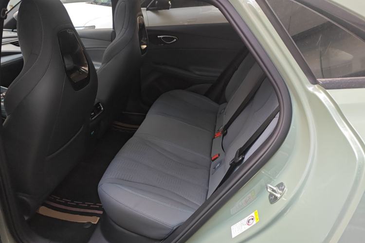 Used BYD Seal 06GT 2025 Intelligent Driving Version 550 All-Wheel Drive Heatwave Edition Interior 4