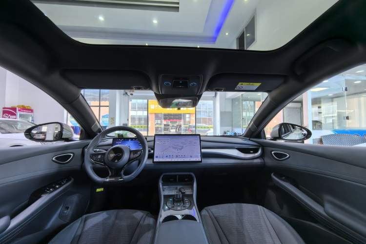 Used BYD Seal 06GT 2025 505 Wave Plus Edition Interior 9