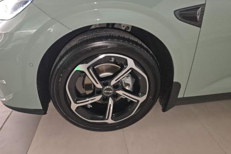 Used BYD Seal 06GT 2025 Intelligent Driving Version 505 Wave Edition Left Front Wheel Hub