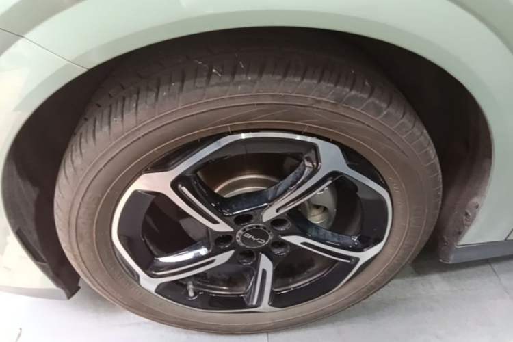 Used BYD Seal 06GT 2025 Intelligent Driving Version 505 Wave Edition Left Front Wheel Hub