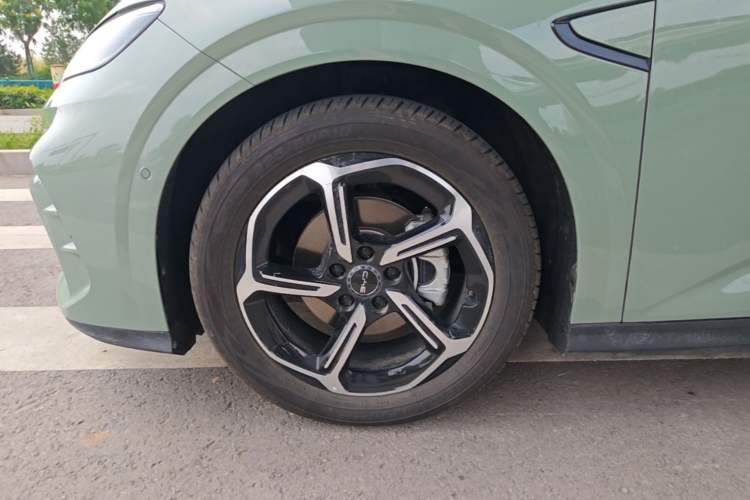 Used BYD Seal 06GT 2025 605 Heatwave Edition Left Front Wheel Hub