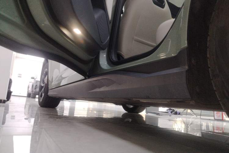 Used BYD Seal 06GT 2025 Intelligent Driving Version 605 Heatwave Edition Left Side Sill