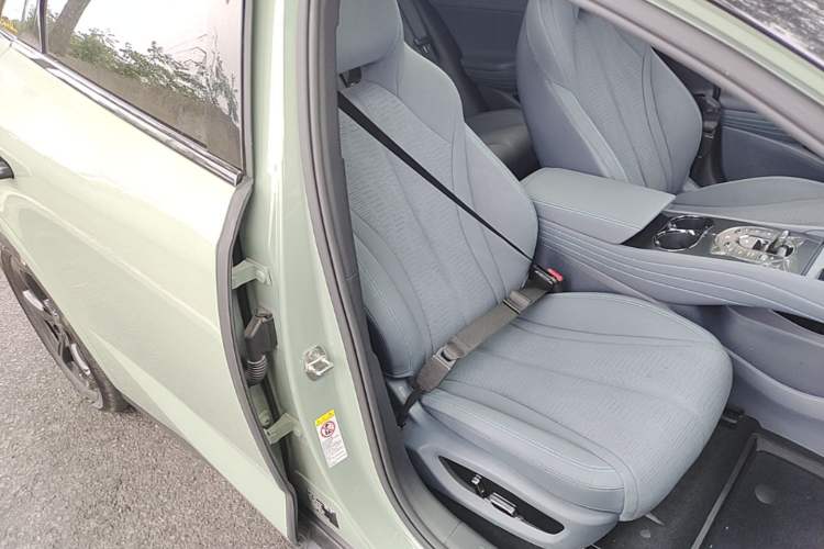 Used BYD Seal 06GT 2025 Intelligent Driving Version 505 Wave Plus Edition Right Front Seat