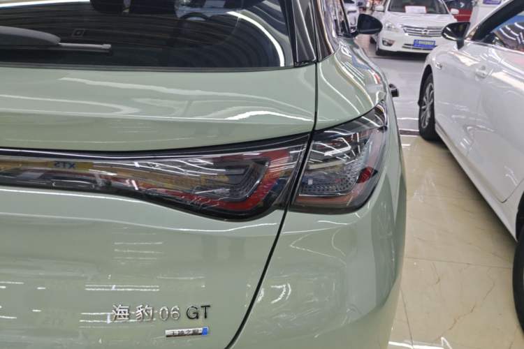 Used BYD Seal 06GT 2025 Intelligent Driving Version 505 Wave Edition Right Rear Taillight