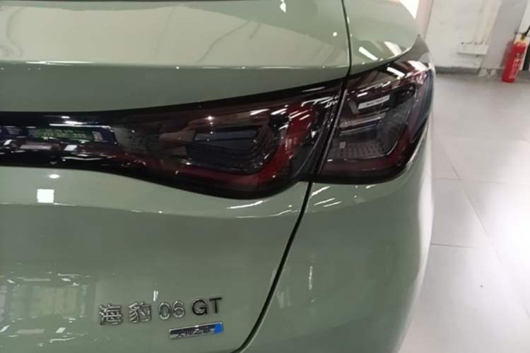 Used BYD Seal 06GT 2025 Intelligent Driving Version 505 Wave Edition Right Rear Taillight