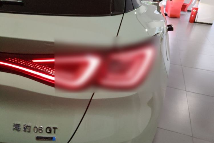 Used BYD Seal 06GT 2025 605 Heatwave Edition Right Rear Taillight