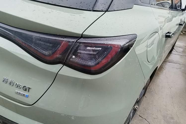 Used BYD Seal 06GT 2025 Intelligent Driving Version 605 Heatwave Edition Right Rear Taillight