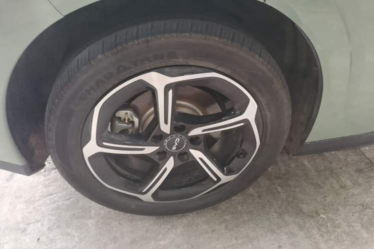 Used BYD Seal 06GT 2025 505 Wave Plus Edition Right Rear Wheel Hub