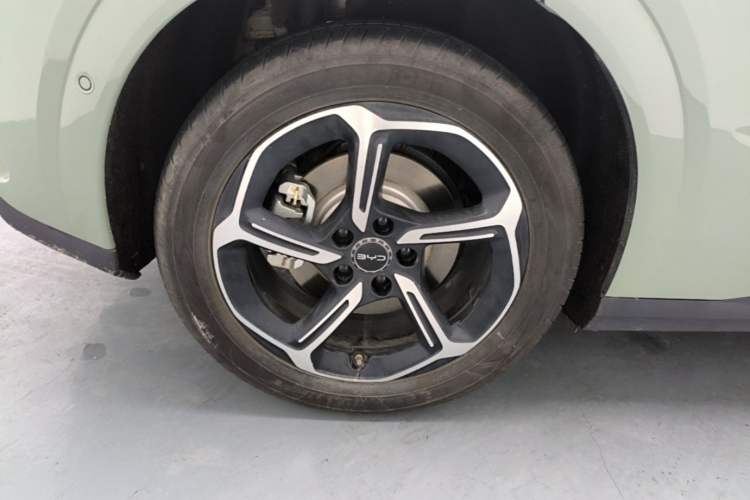 Used BYD Seal 06GT 2025 Intelligent Driving Version 505 Wave Plus Edition Right Rear Wheel Hub