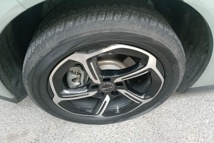 Used BYD Seal 06GT 2025 Intelligent Driving Version 505 Wave Plus Edition Right Rear Wheel Hub