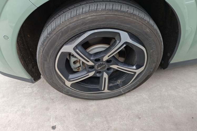 Used BYD Seal 06GT 2025 Intelligent Driving Version 505 Wave Plus Edition Right Rear Wheel Hub