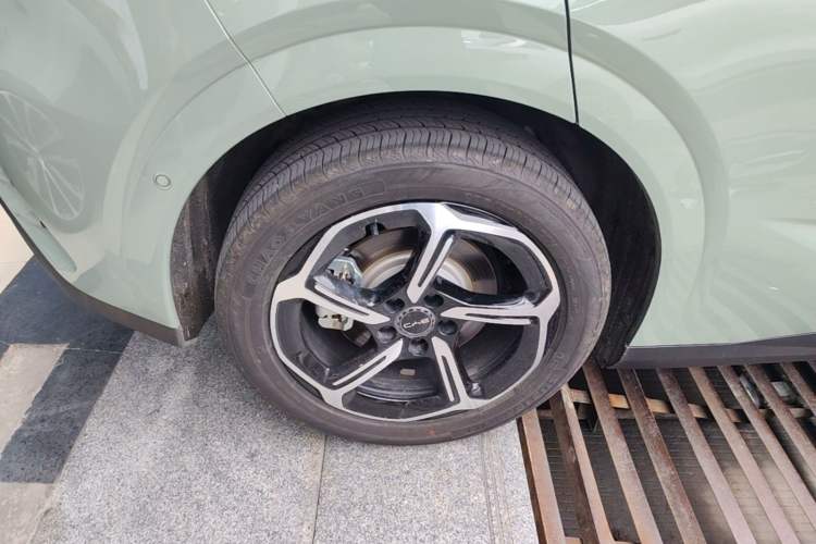 Used BYD Seal 06GT 2025 505 Wave Plus Edition Right Rear Wheel Hub