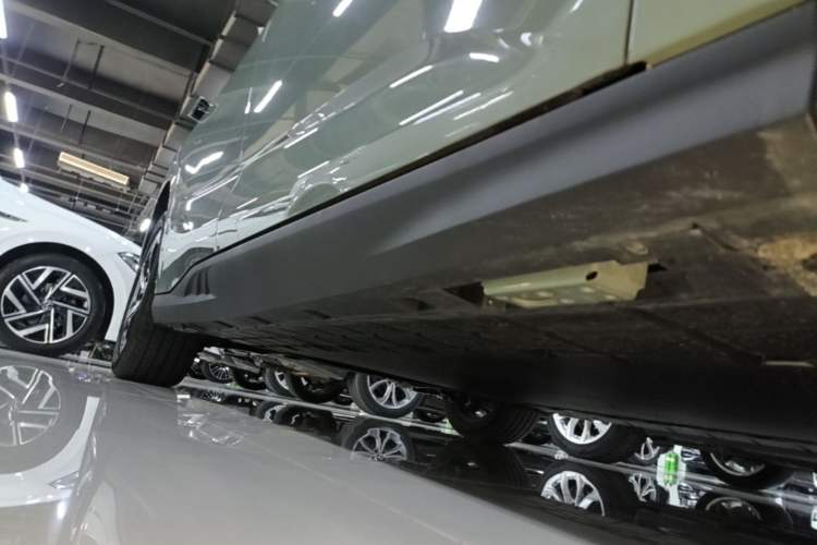 Used BYD Seal 06GT 2025 Intelligent Driving Version 505 Wave Plus Edition Right Side Sill