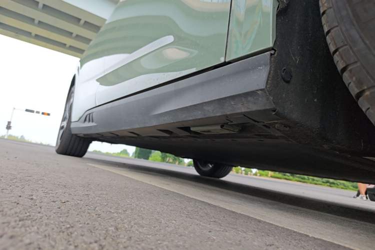 Used BYD Seal 06GT 2025 605 Heatwave Edition Right Side Sill