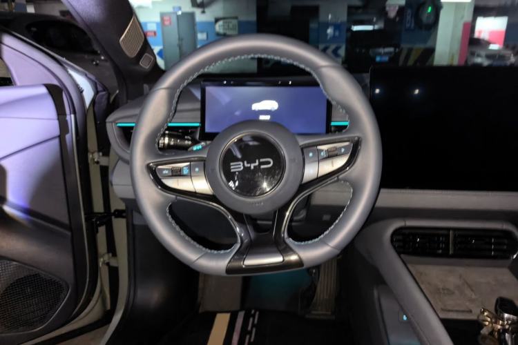 Used BYD Seal 06GT 2025 Intelligent Driving Version 605 Heatwave Edition Steering Wheel