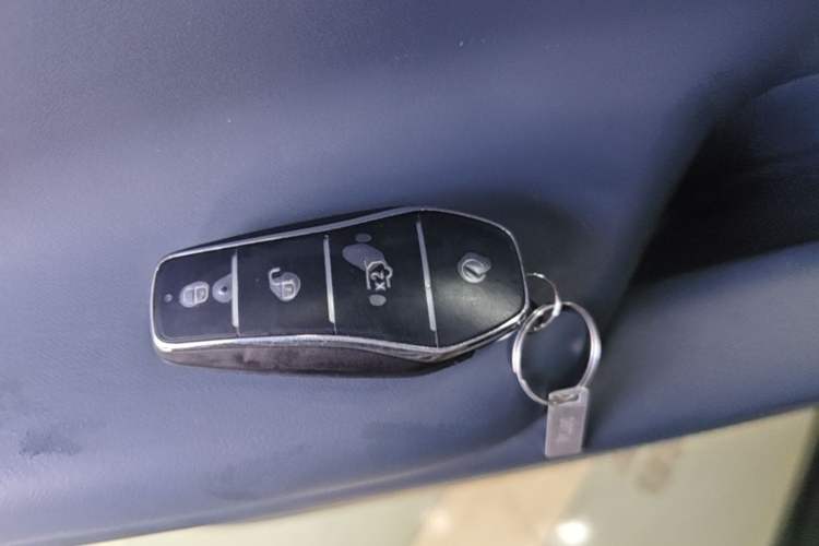 Used BYD Seal 06GT 2025 Intelligent Driving Version 605 Heatwave Edition Vehicle Key