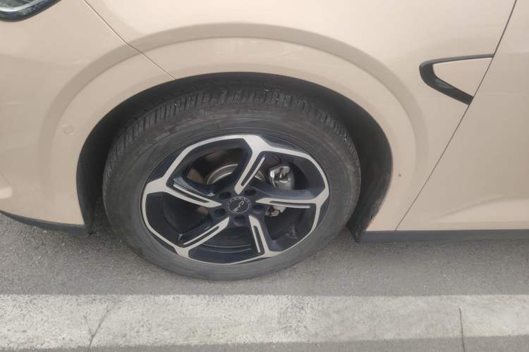 Used BYD Seal 06GT 2025 505 Wave Plus Edition Left Front Wheel Hub