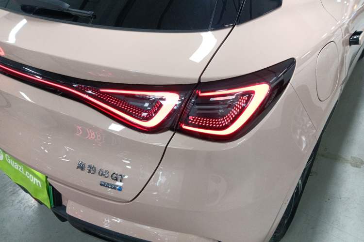 Used BYD Seal 06GT 2025 Intelligent Driving Version 605 Heatwave Edition Exterior 3