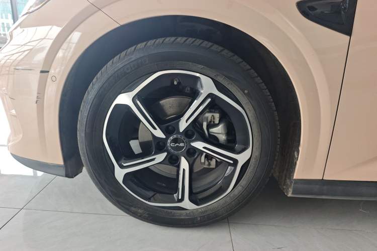 Used BYD Seal 06GT 2025 Intelligent Driving Version 605 Heatwave Edition Exterior 4
