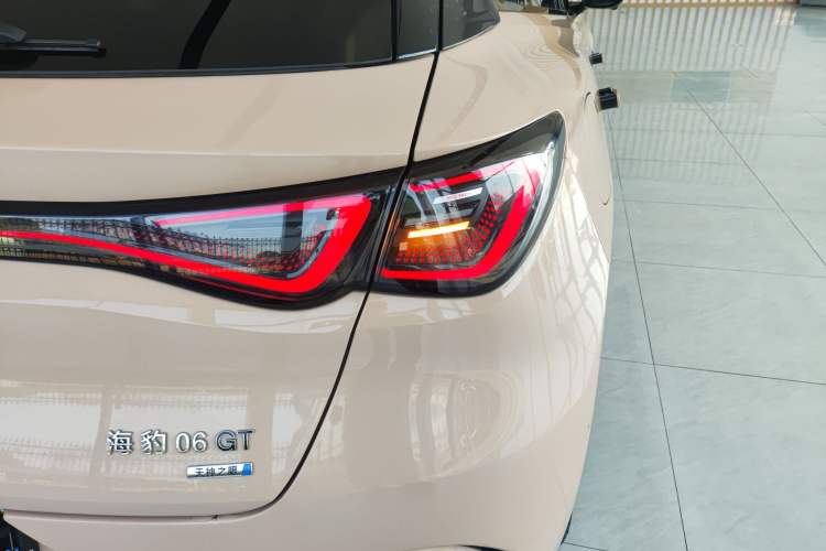 Used BYD Seal 06GT 2025 Intelligent Driving Version 605 Heatwave Edition Exterior 6