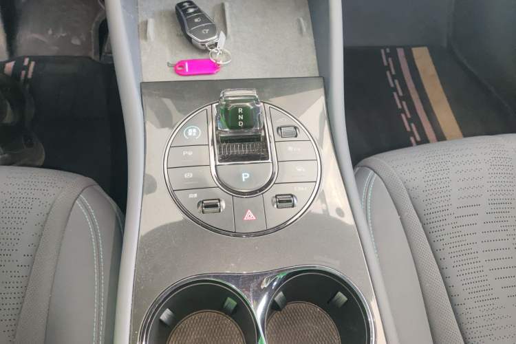 Used BYD Seal 06GT 2025 Intelligent Driving Version 605 Heatwave Edition Gear Lever