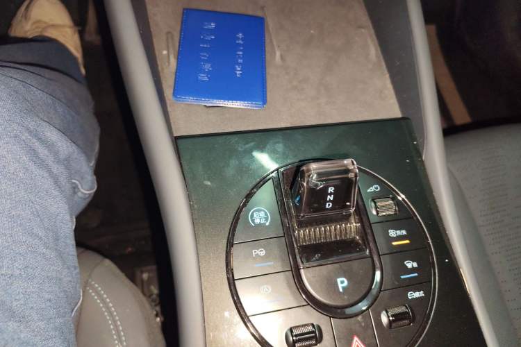 Used BYD Seal 06GT 2025 Intelligent Driving Version 605 Heatwave Edition Gear Lever