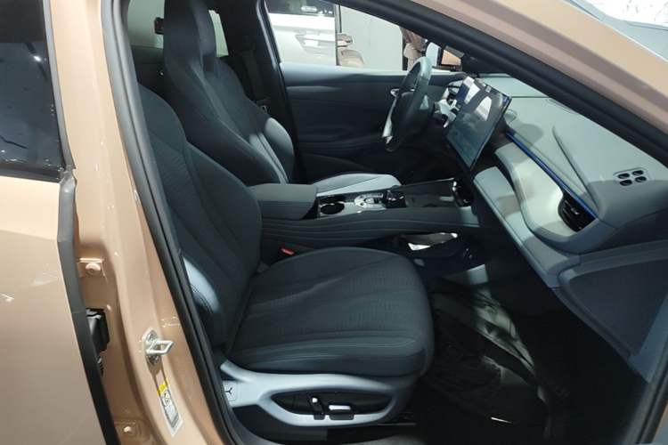 Used BYD Seal 06GT 2025 Intelligent Driving Version 605 Heatwave Edition Right Front Seat