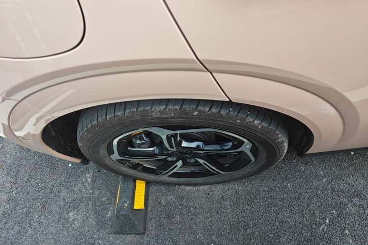 Used BYD Seal 06GT 2025 Intelligent Driving Version 605 Heatwave Edition Right Rear Wheel Hub