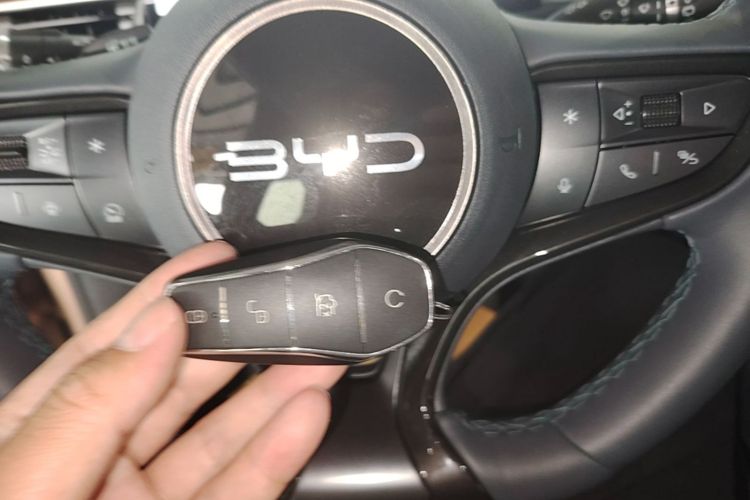 Used BYD Seal 06GT 2025 Intelligent Driving Version 605 Heatwave Edition Vehicle Key